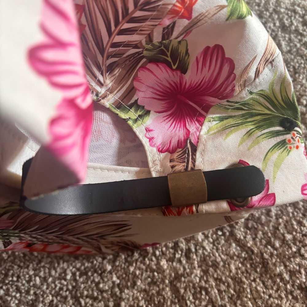 Floral Print Cap - Picture 6 of 6